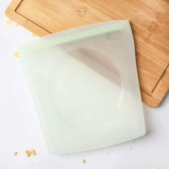 white silicone ood bag
