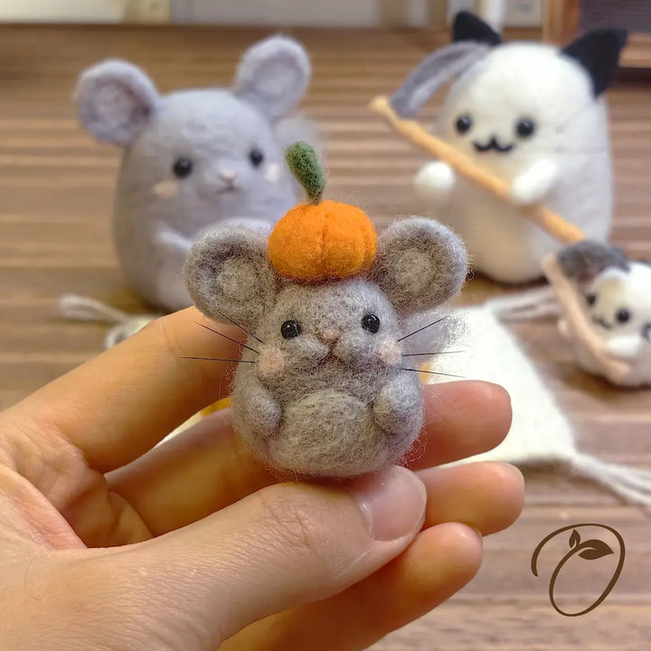 Pumpkin Crown Chinchilla Felt Figurine