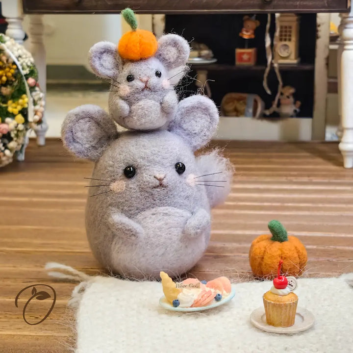 Pumpkin Crown Chinchilla Felt Figurine
